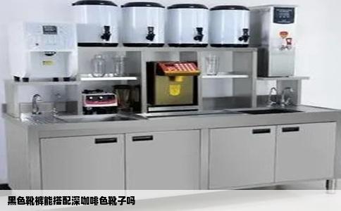 黑色靴裤能搭配深咖啡色靴子吗